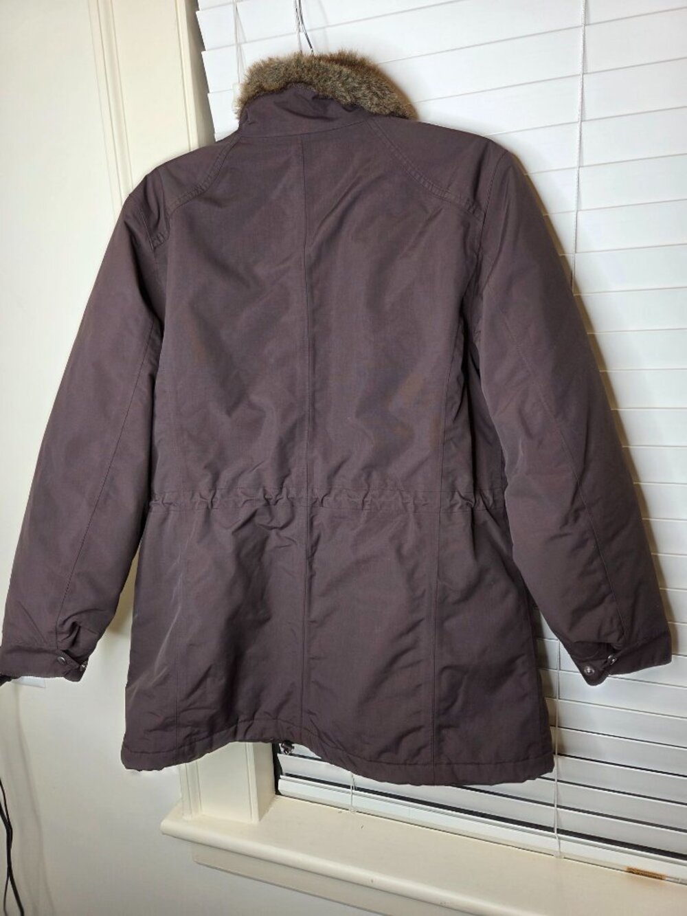 Lands End Womens Brown Parka Coat M 10-12 Faux Fur Collar Quilted Lining Nylon - Picture 10 of 10